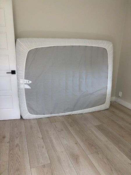 queen mattress