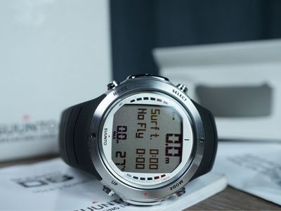 SUUNTO D6 Diving Computer Watch + Box MSRP:$799