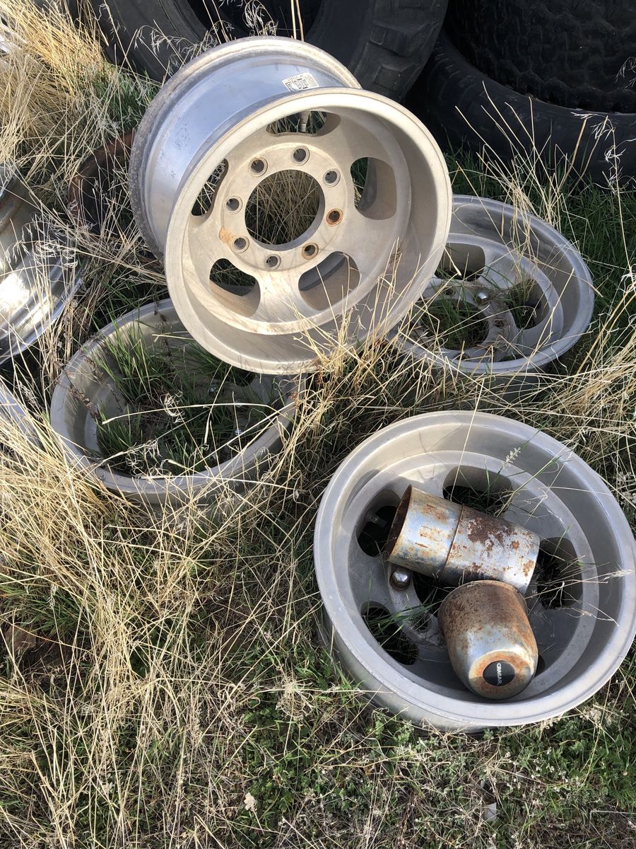 15 Inch Three-Quarter Ton Rims