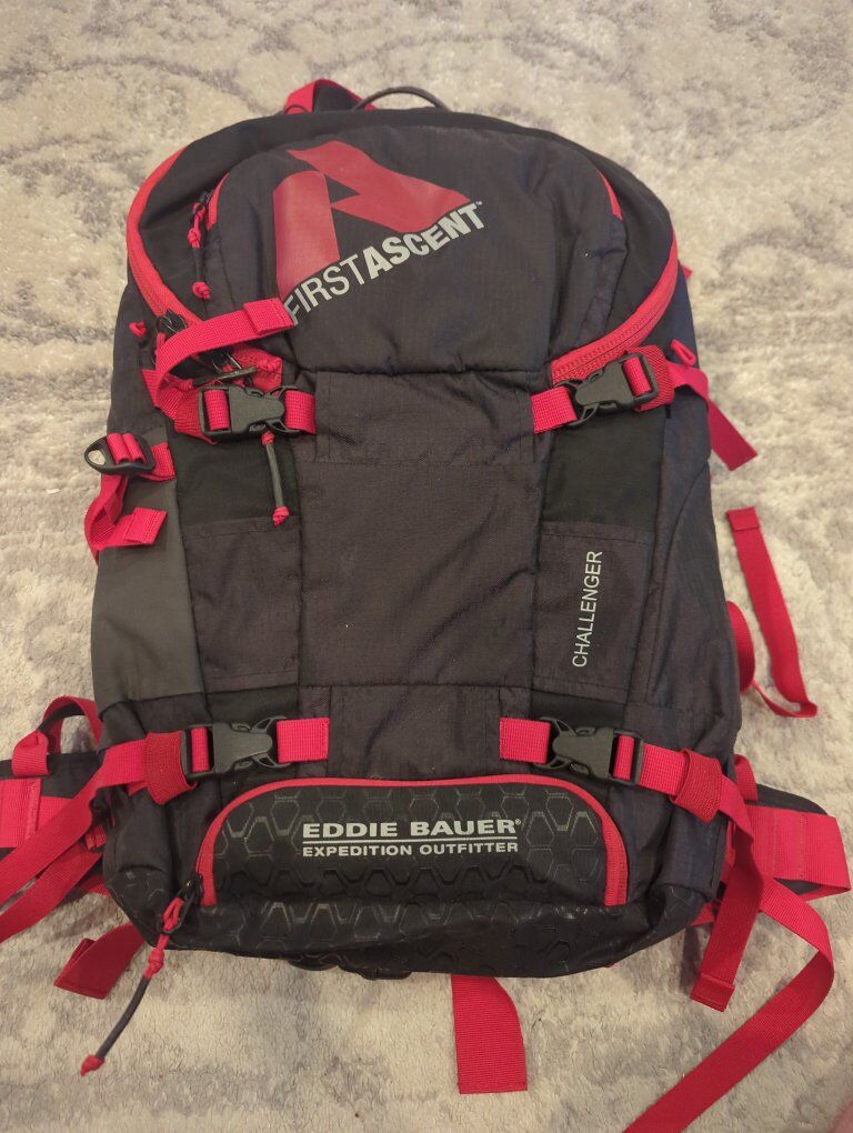 Eddie Bauer First Ascent Challenger Backpack