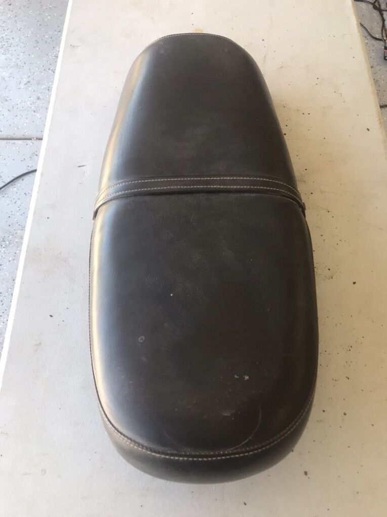 Honda CB750 Seat