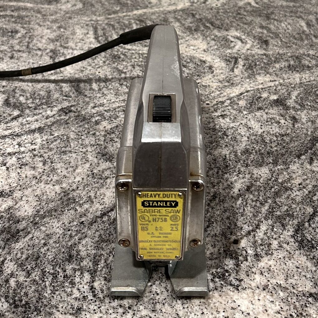 Stanley H75B Sabre Saw