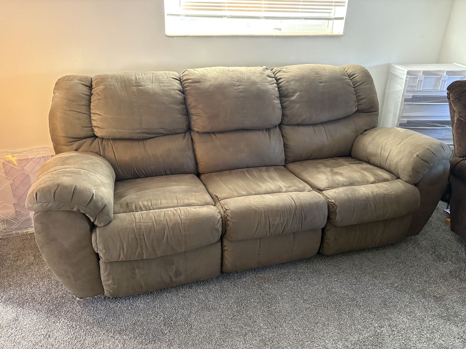 Reclining couch