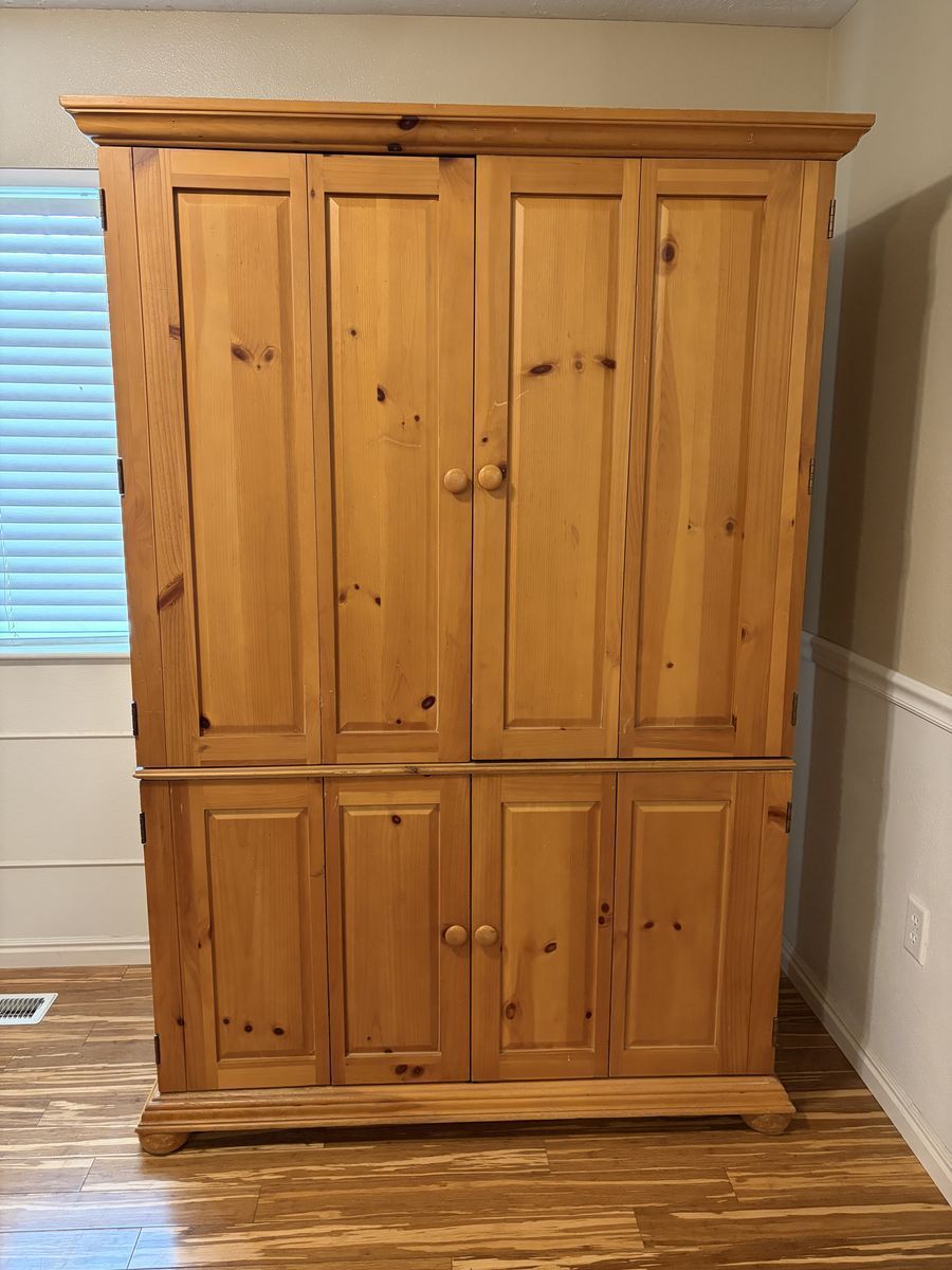 Computer cabinet 