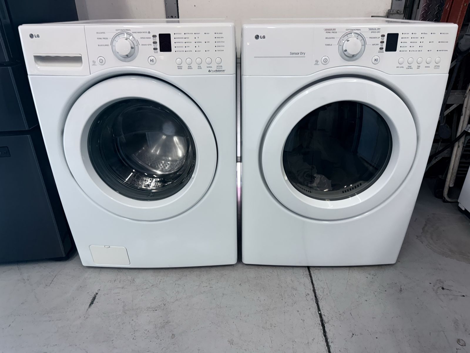 Matching White Ultra Capacity, Lg Washer & Dryer Set!(STACKABLE!)