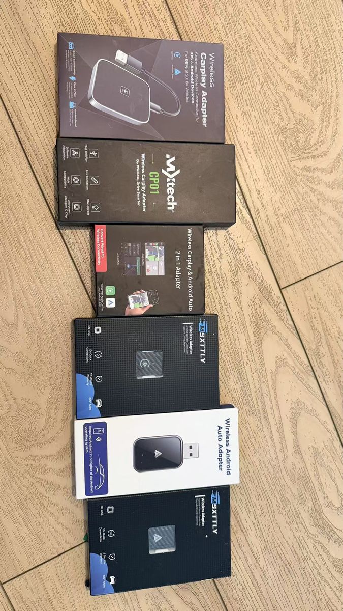 New in box carplay adpter