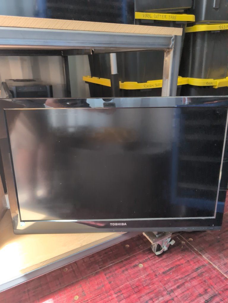 Toshiba 32SL410U 32-inch 720p LCD HDTV Television