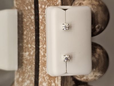 Moissanite 925 Silver Studs