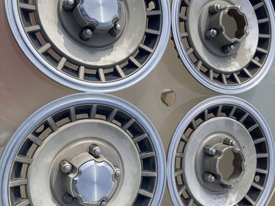 Set Of 4 15 Inch Ford Hubcaps