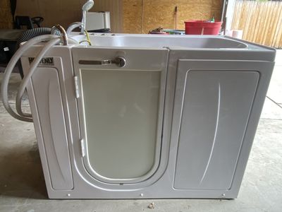 Heavenly Portable Walk-In Tub