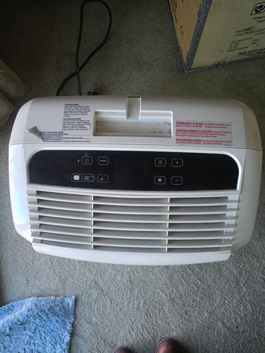 Portable Air Conditioner w/ Exhaust Hose & Window Kit – Works Great