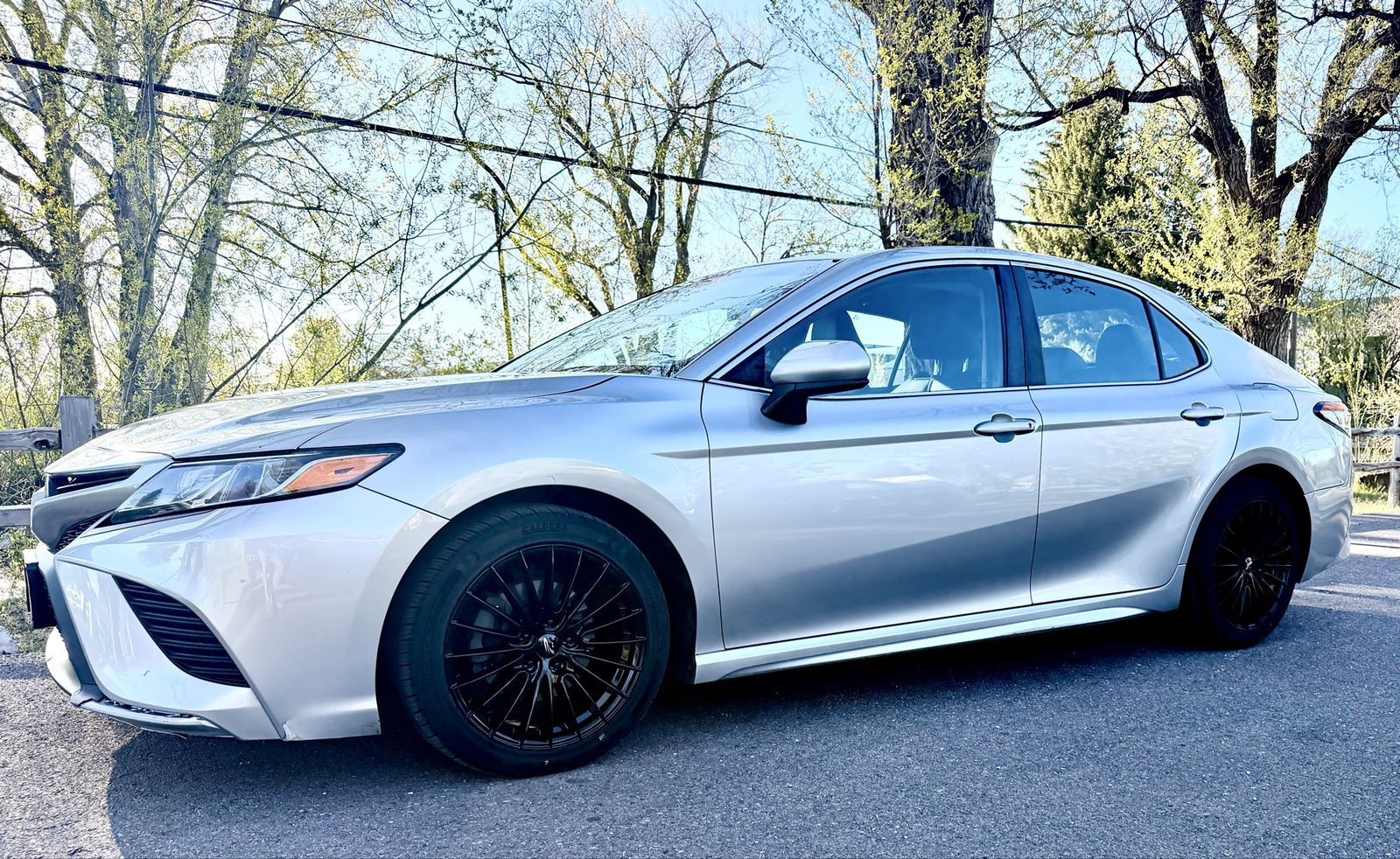 2018 TOYOTA CAMRY SE