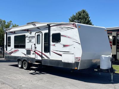 2012 KEYSTONE FUZION 295