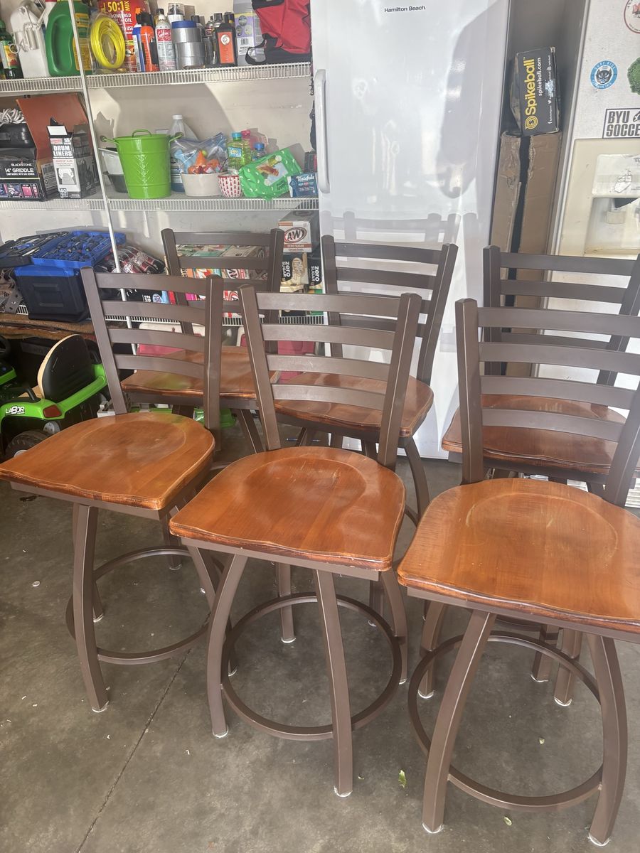6 swivel bar stools