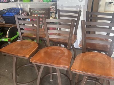 6 swivel bar stools