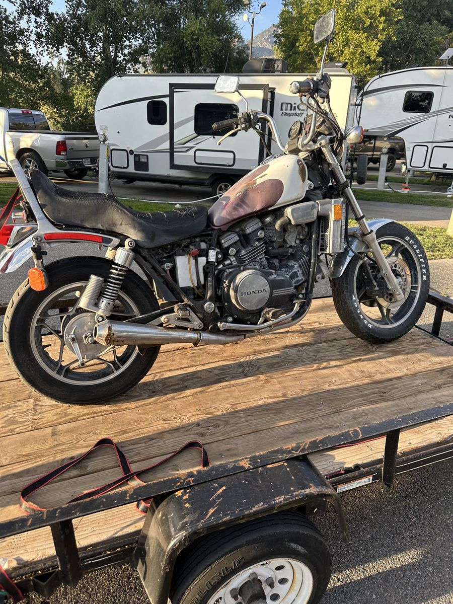 1985 Honda Magna, Project Bike