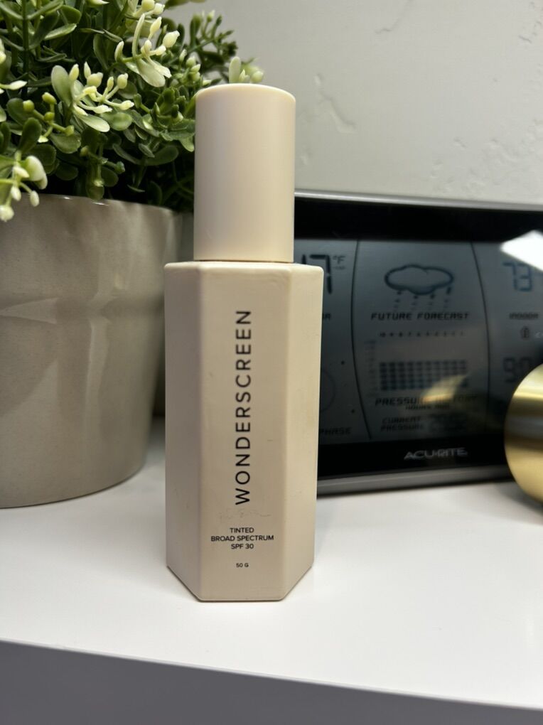 Dime Wonderscreen SPF Sunscreen Foundation