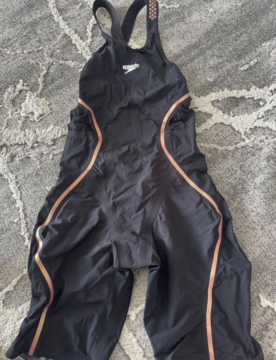 Speedo Women Swim Tech Suit Size 25