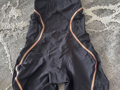Speedo Women Swim Tech Suit Size 25