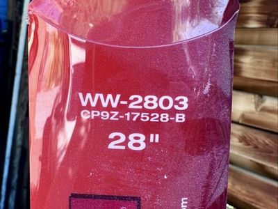 2 Motorcraft WW-2803 28" Ford Windshield Wiper Blades