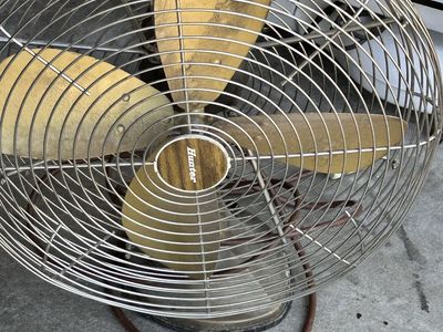 vintage Hunter Fan, works great