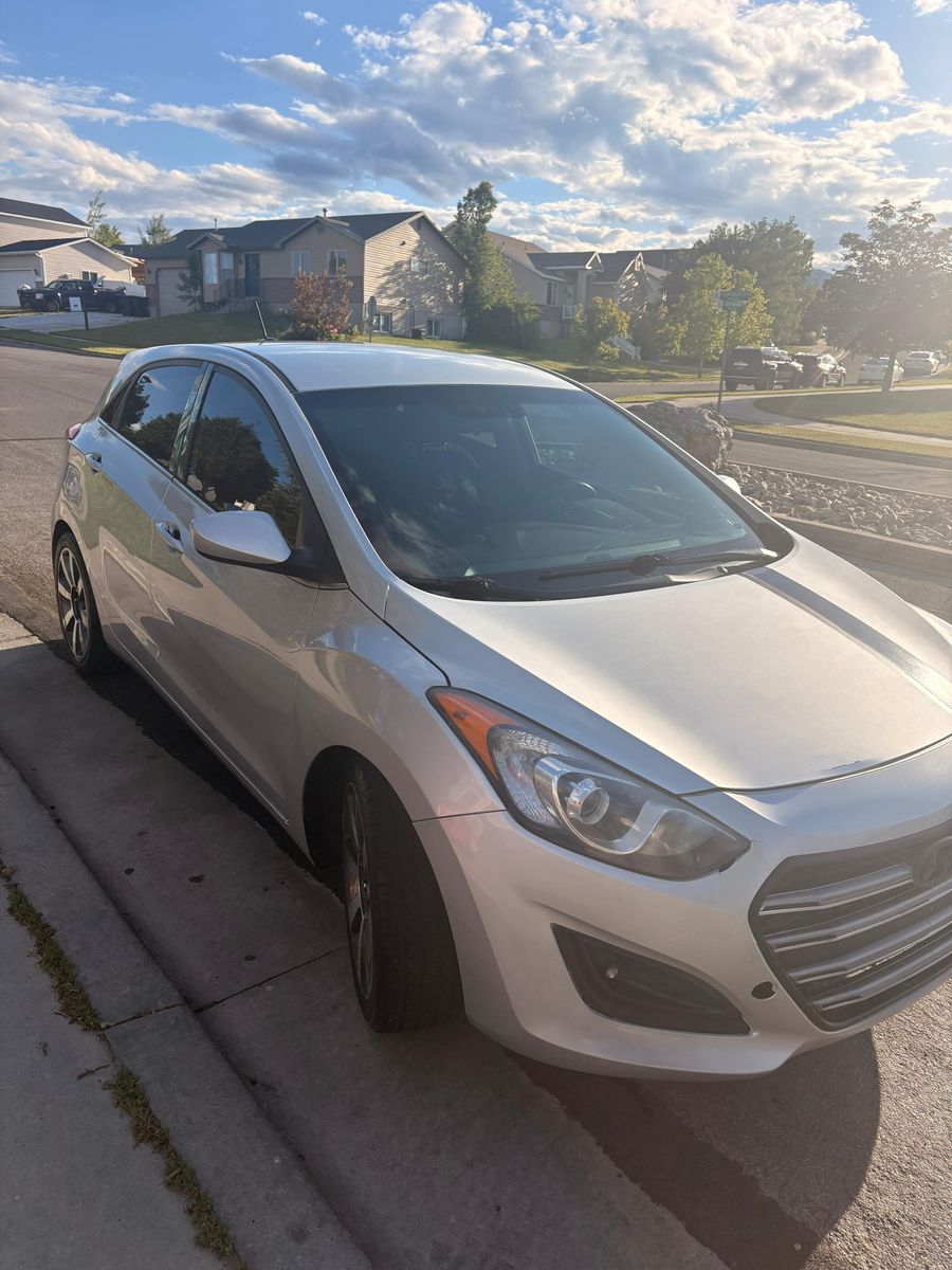 2017 Hyundai Elantra GT 
