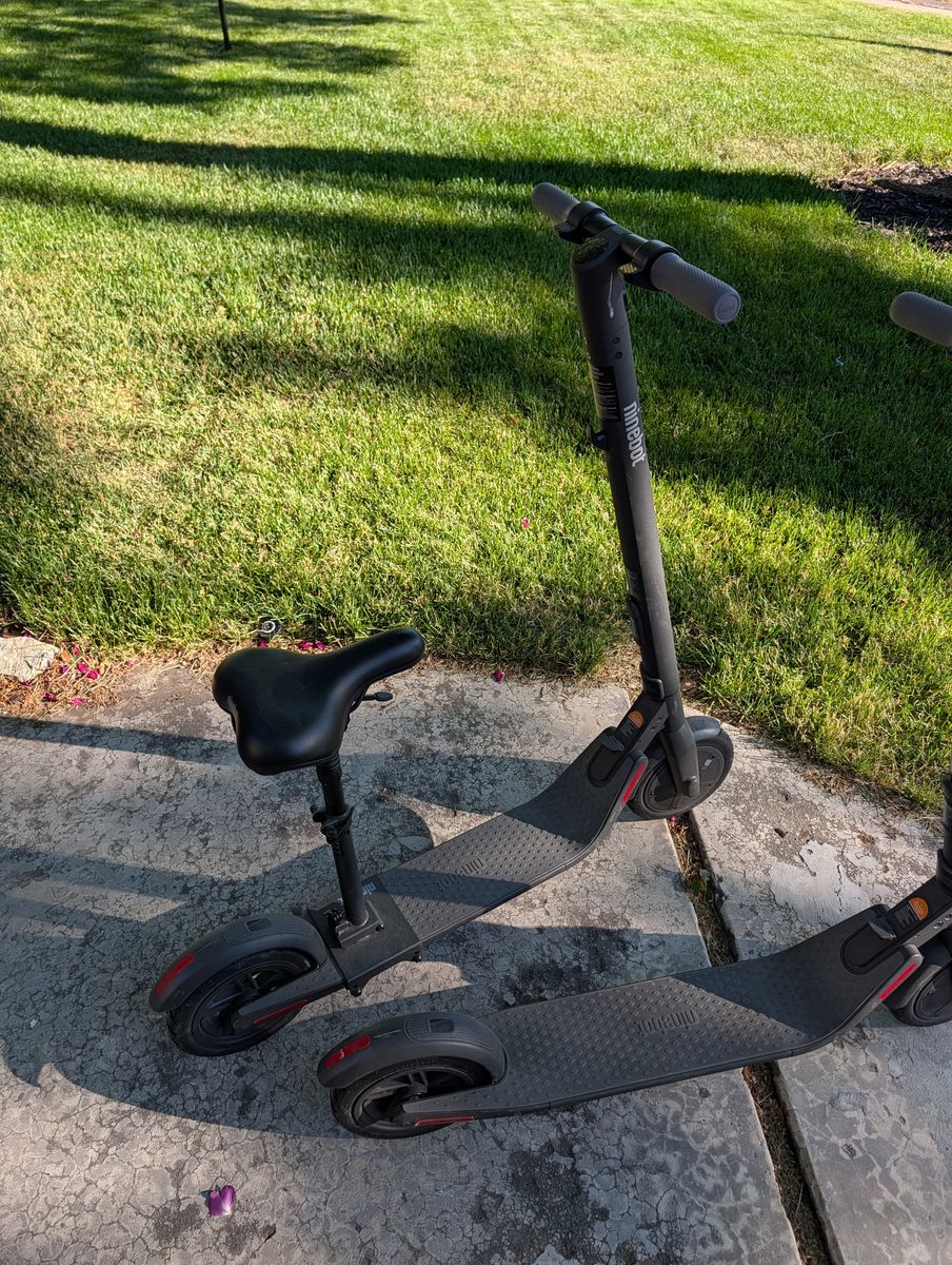 Two Segway Ninebot E25A Kick Scooters 600$