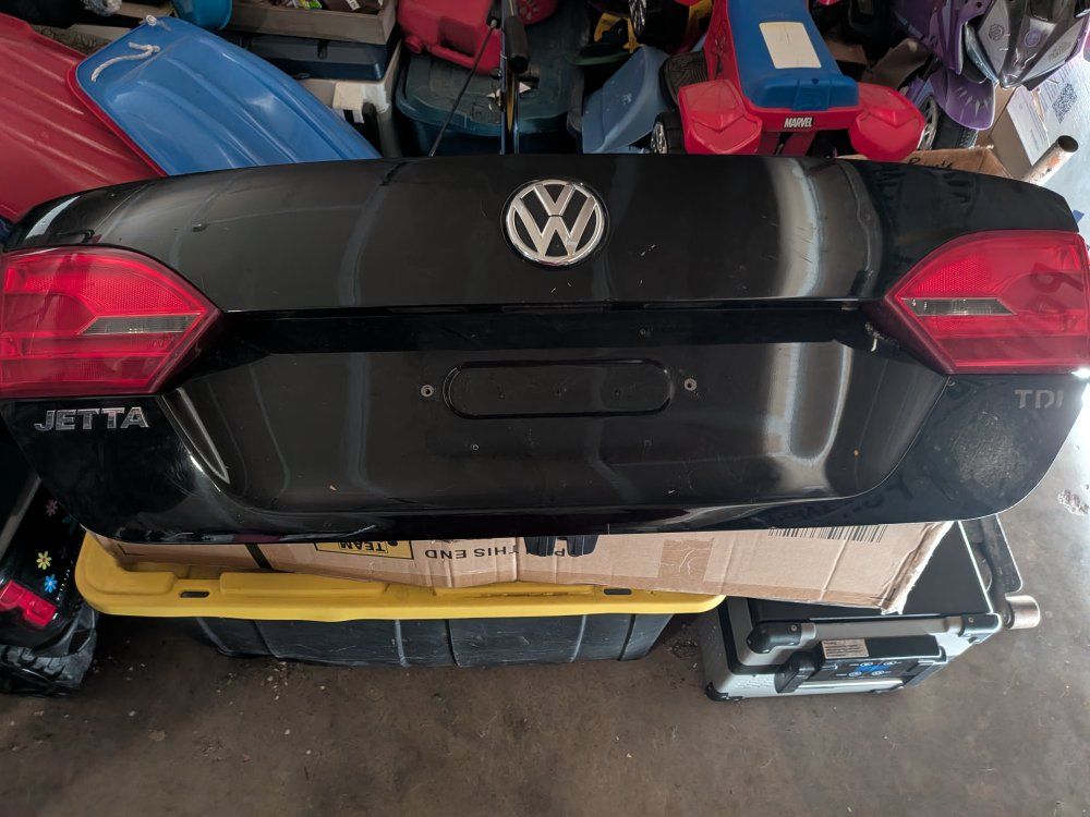 VW Jetta trunk lid