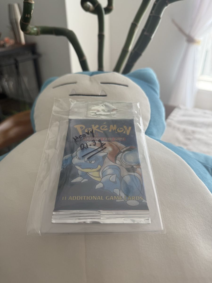 Pokemon Cards - Base Set Booster (Shadow less) - Heavy - Blastoise Art