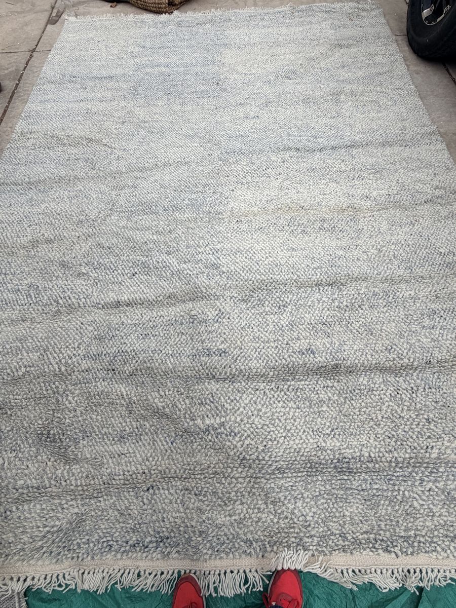 New. 9x12 Handmade Wool Area Rug W/Fringe