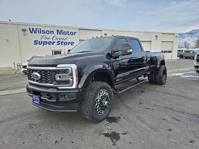 2026 Ford F-450 Super Duty Platinum