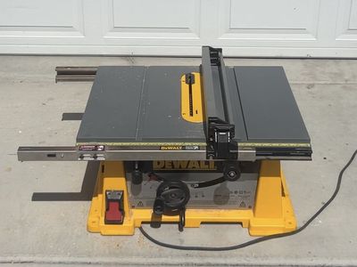Dewalt DW744 Table Saw 10-Inch