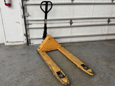 Pallet jack