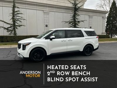 2025 Kia Carnival LXS