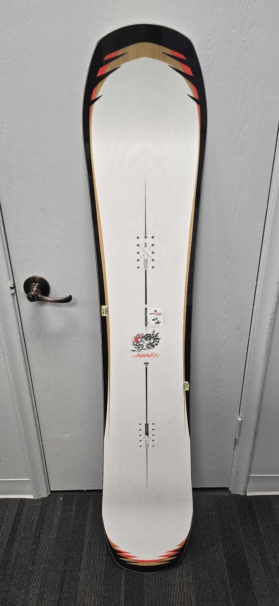 Salomon Assassin 158cm Wide Snowboard - Lightly Used (2026)