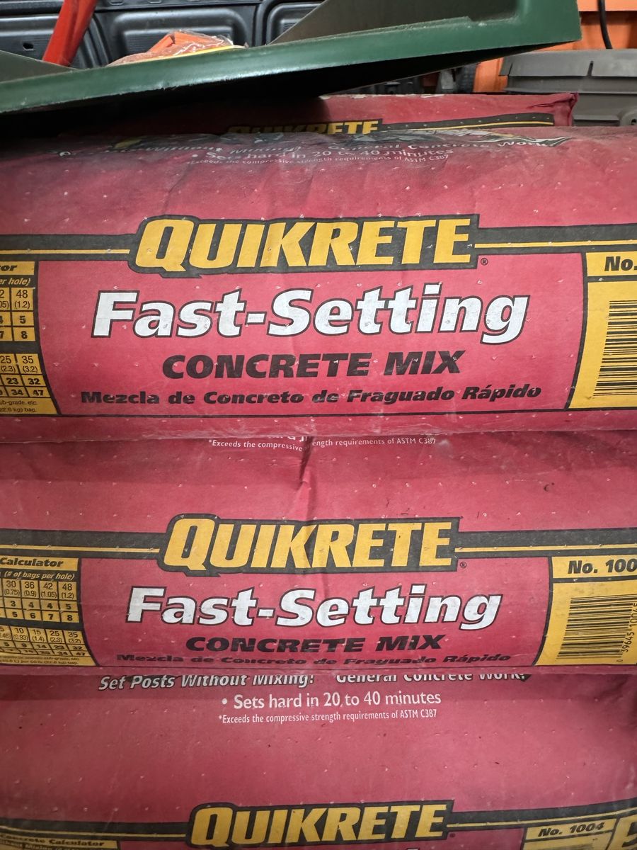 QUIKRETE Fast-Setting Concrete Mix - 14 50lb Bags, No. 1004 - Sets in 20-40 Mins