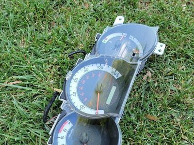 05-2015 Toyota Tacoma OEM Toyota Instrument Gauge Cluster Speedometer