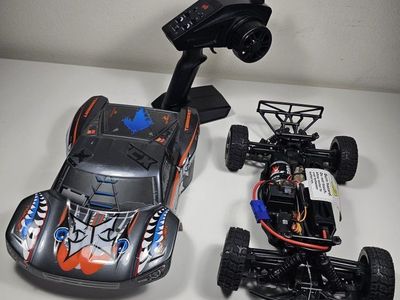 RC 1/18 Scale 4WD