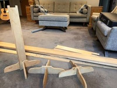 Wooden Quilt Frame with Stands