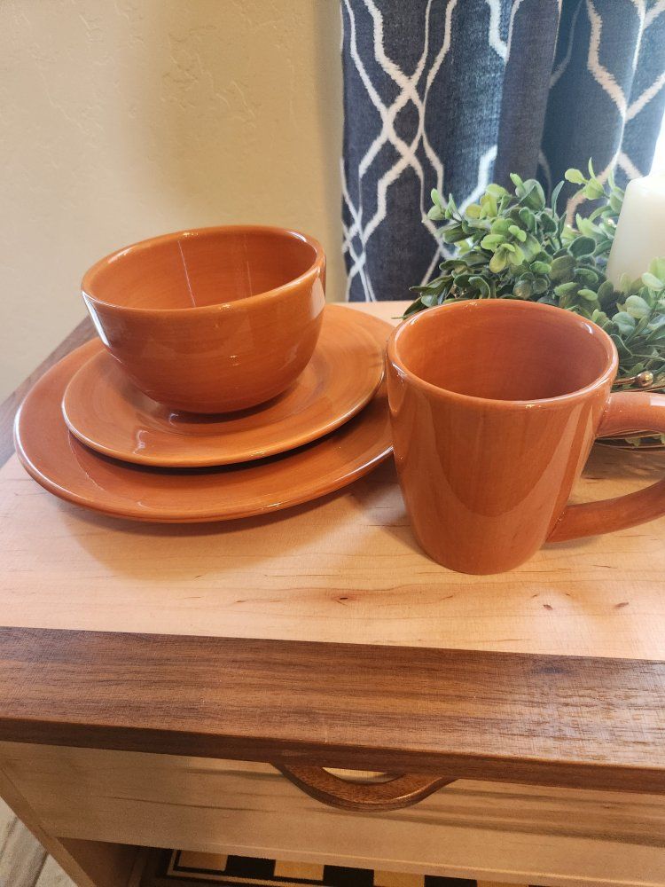 Stoneware Dish Set