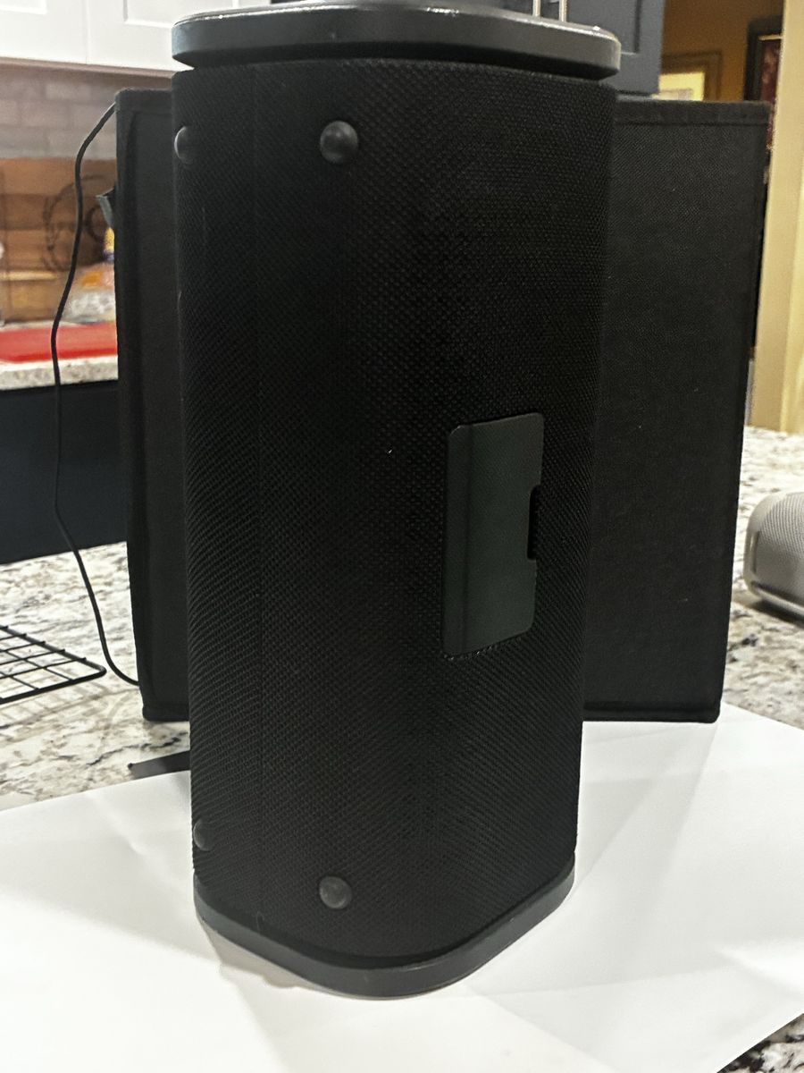 Main image 4