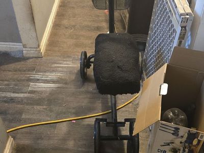 Knee scooter