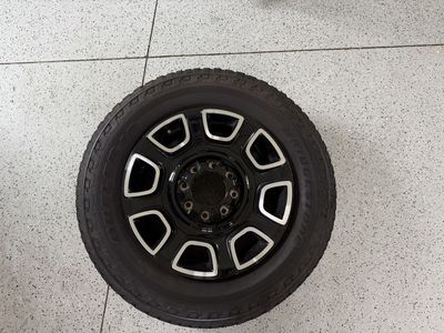 4 X Bridgestone Dueler LT275/65R20 tires