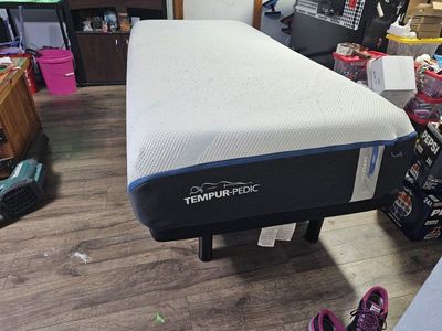 Tempur-Pedic Twin Mattress with Adjustable Base