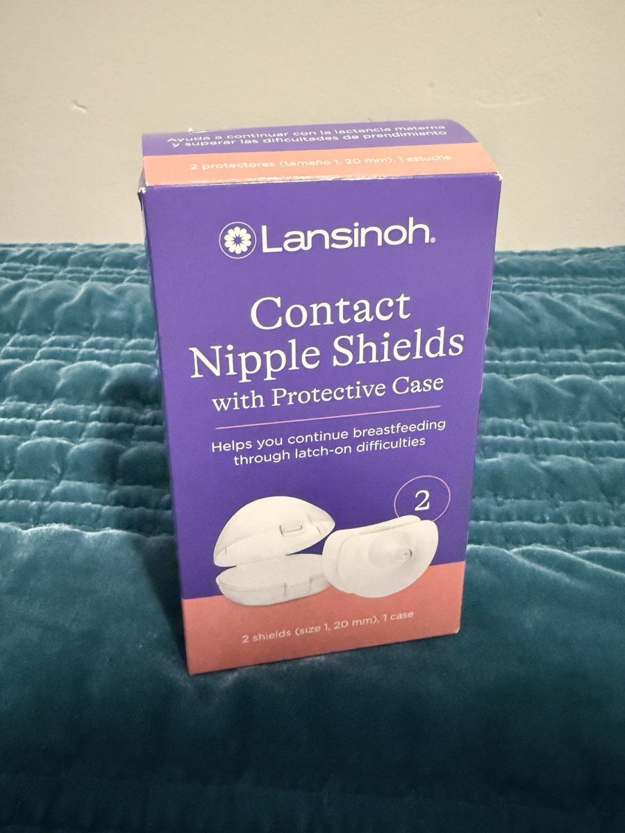 Lansinoh Contact Nipple Shields Size 1 (20mm) with Protective Case - 2 Count