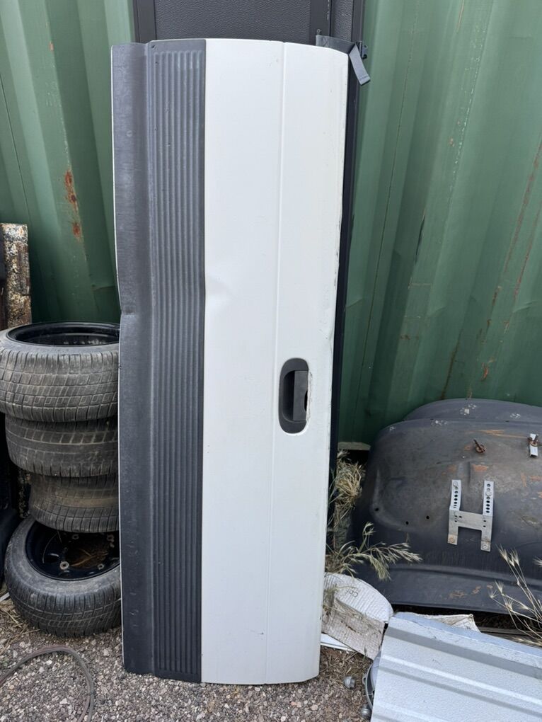 94-02 Dodge Ram Tailgate