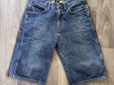 Baggy denim shorts