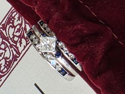 Custom Women's Wedding Ring