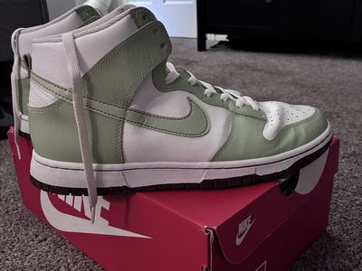 Mens Size 11 Dunks With Original Box
