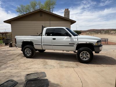 1998 Dodge Ram 2500 SLT